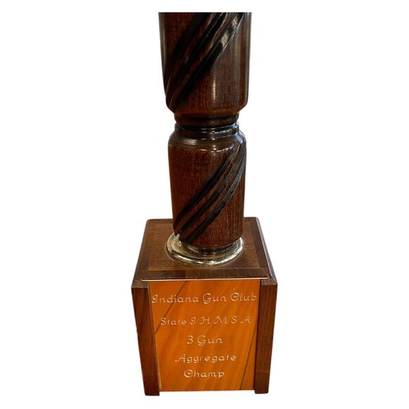 Vintage IHMSA 3 Gun Champion Trophy Indiana Gun Club Crown Top Wood Base - Picture 3 of 8